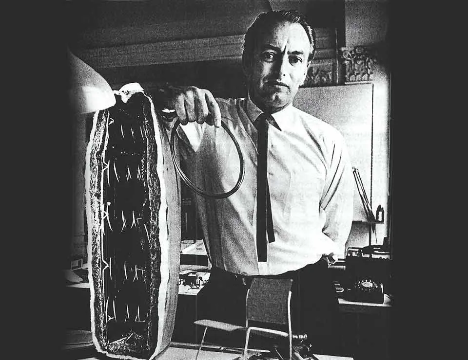 David Rowland Life 1953 drain dry cushion