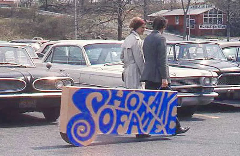 David Rowland 1966 take home sofa box