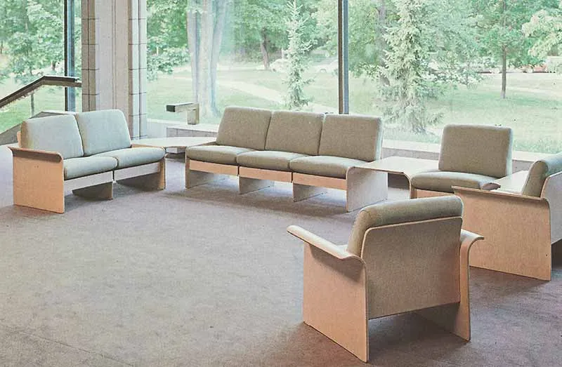 David Rowland 1982 Modulus Seating room 1